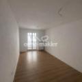Wohnzimmer Blick zum Balkon