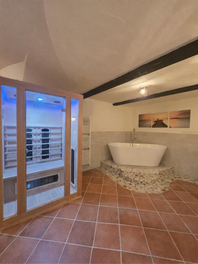 Badezimmer mit Sauna
