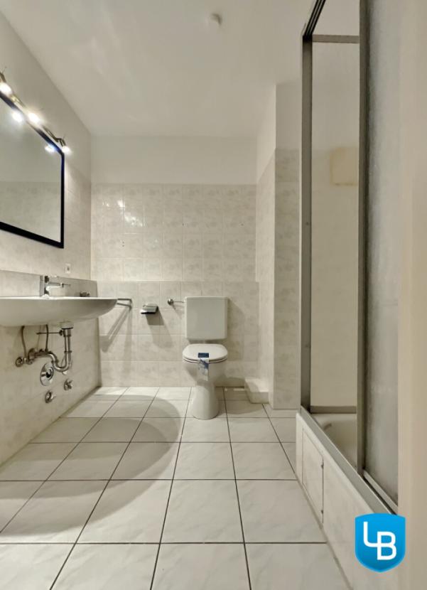 Badezimmer im DG