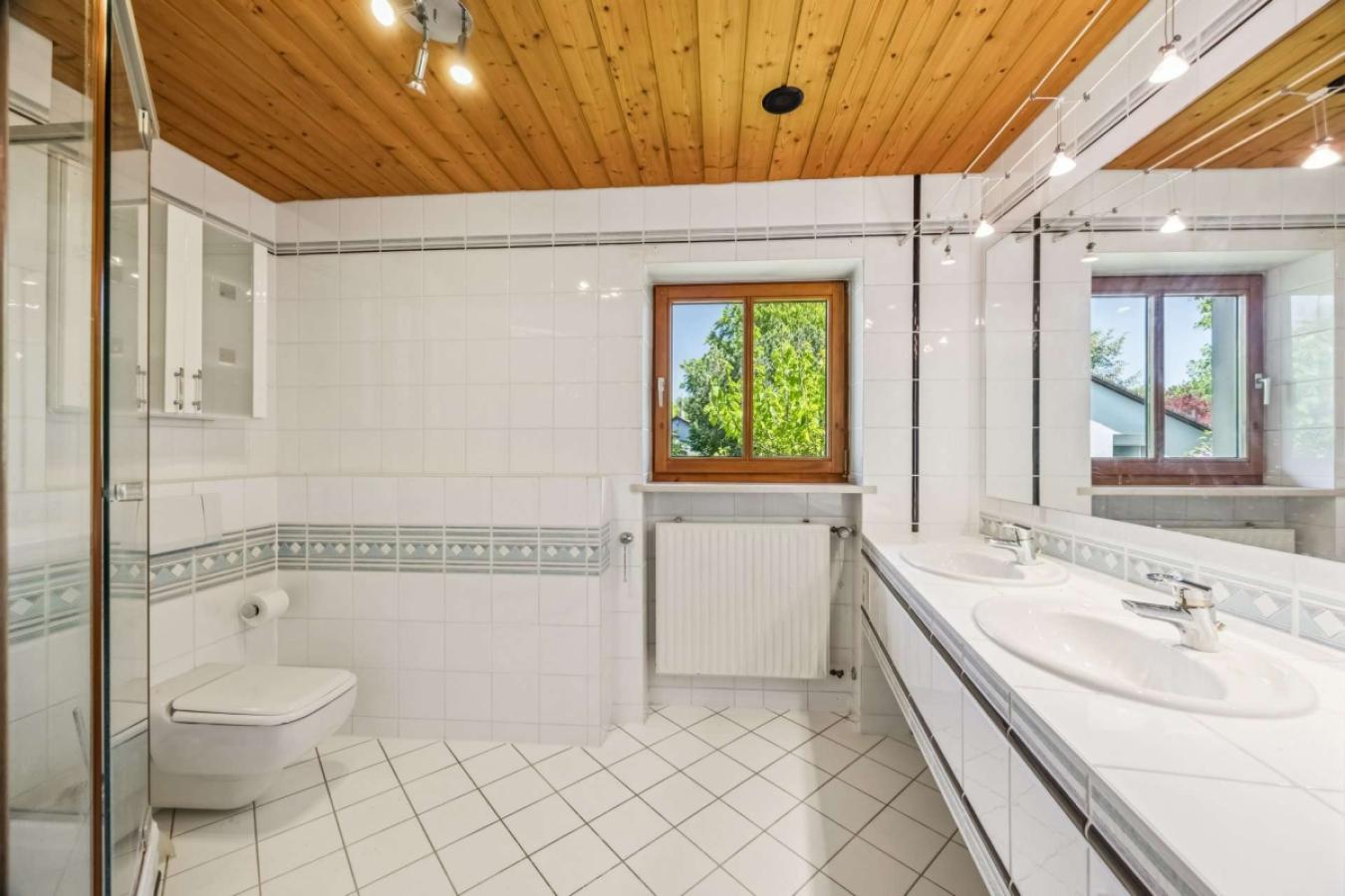 Badezimmer 1