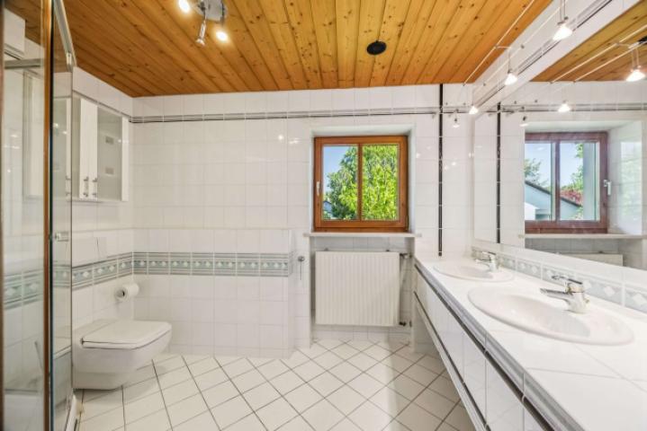 Badezimmer 1