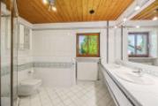 Badezimmer 1
