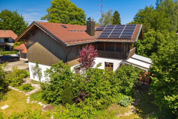 Ansicht mit Garten