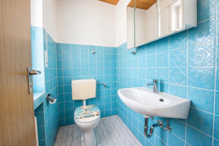 Gäste WC OG