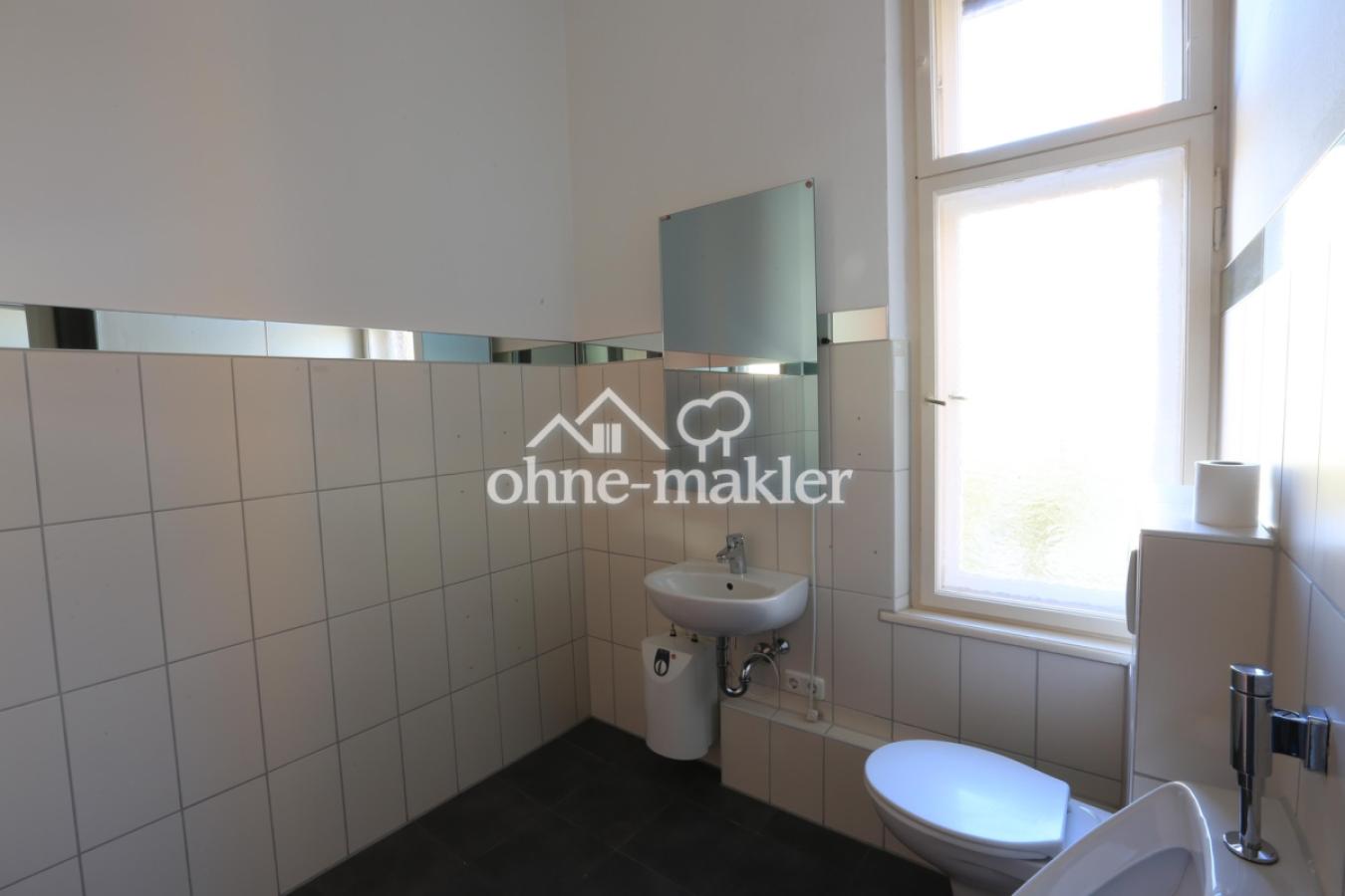 WC groß