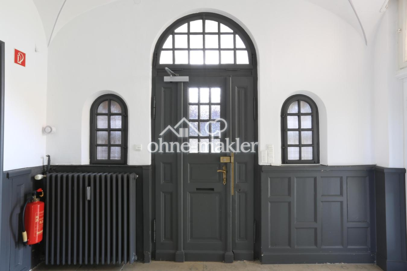 Empfang Eingangstüre