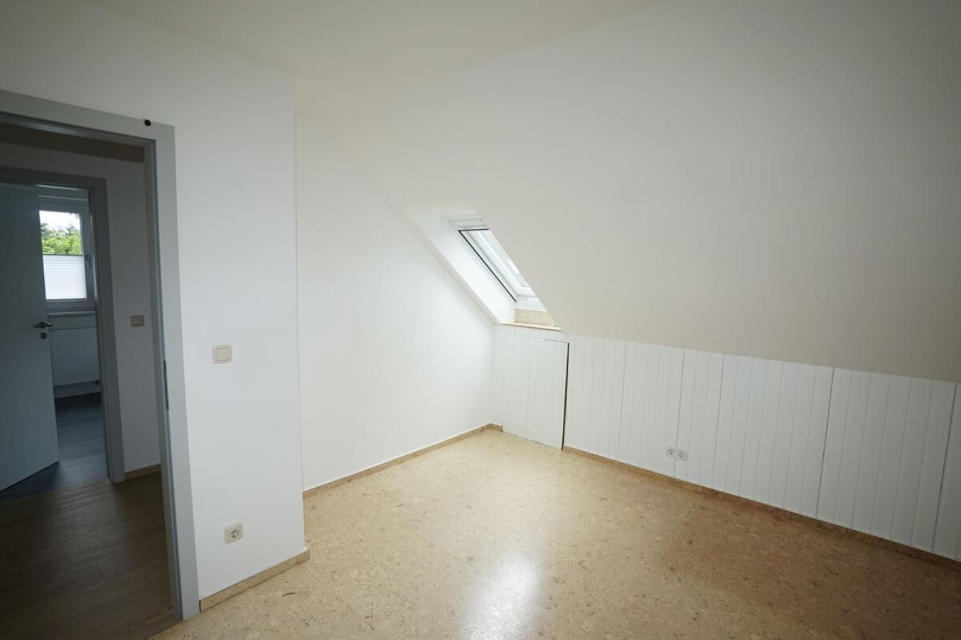 Zimmer 1 OG