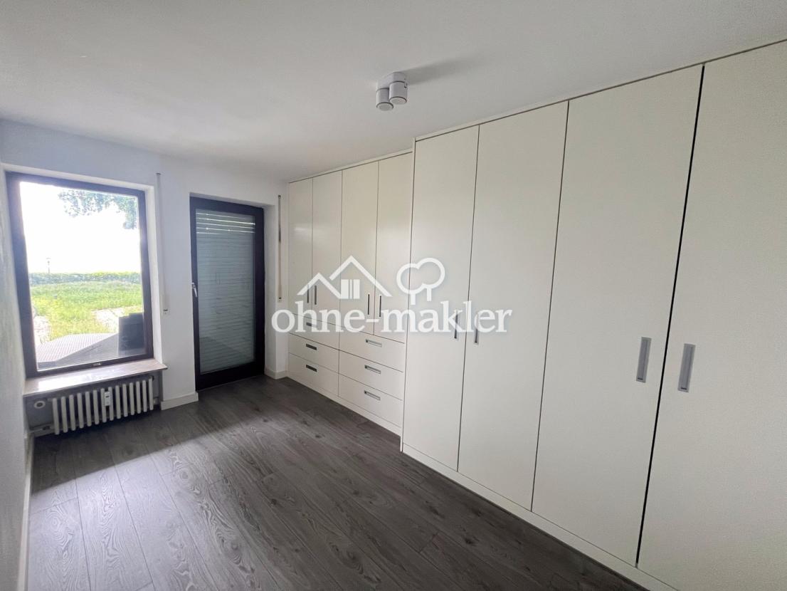 Ankleidezimmer EG
