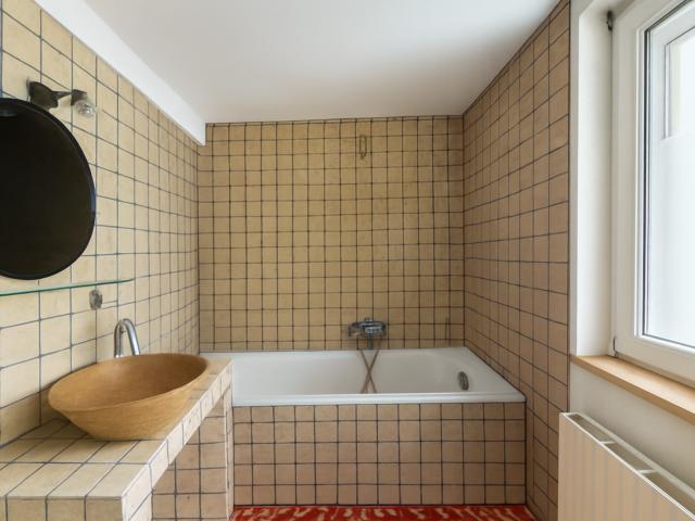 Bad 1 Altbau