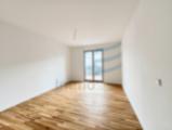 Schlafzimmer mit Blakonzugang