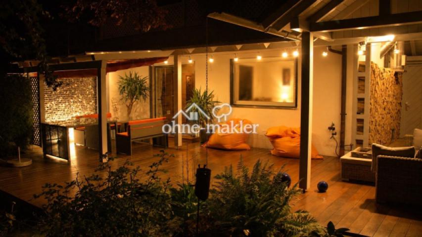 Terrasse bei Nacht