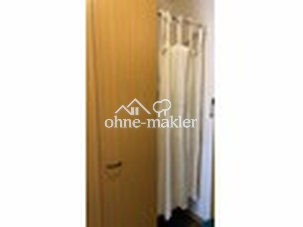 Flur / Einbaukleiderschrank