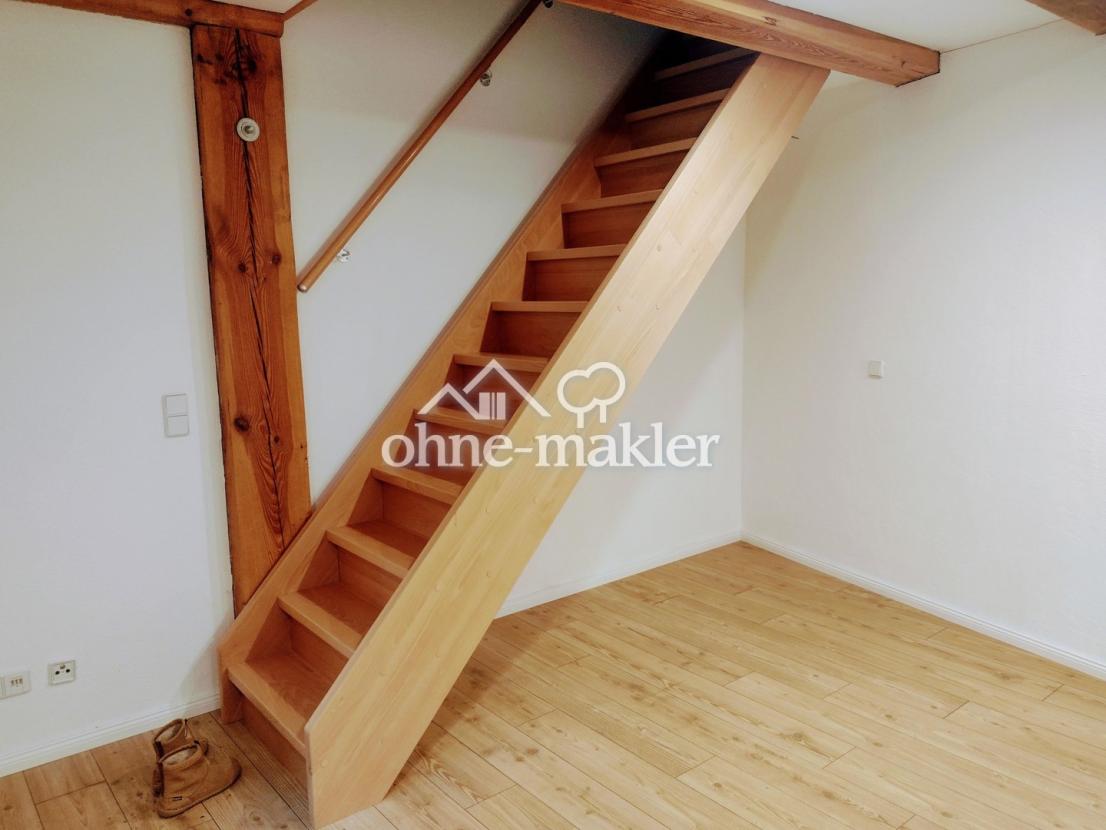 Treppe in 1. OG