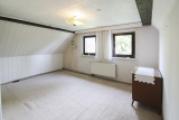 Schlafzimmer DG