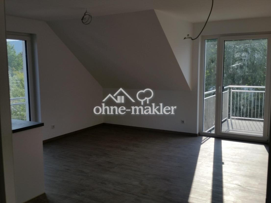 großes Wohn- und Esszimmer