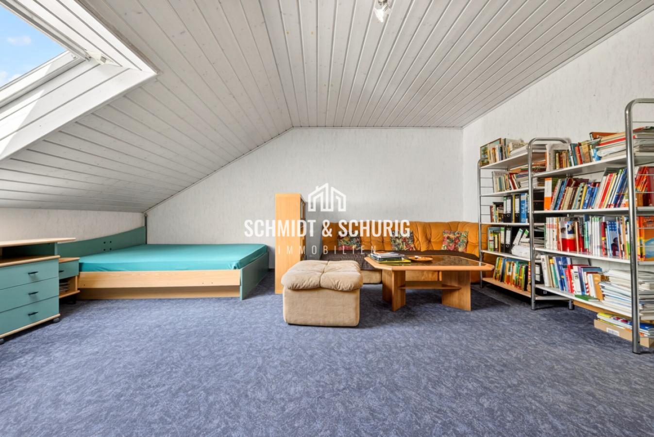 Zimmer 1 Dachgeschoss