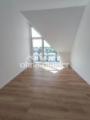 Schlafzimmer mit Balkonzugang