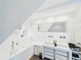 Whirlpool Funktion im unteren Badezimmer