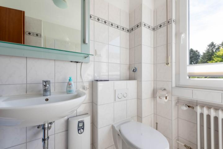 Weitere Ansicht Duschbad