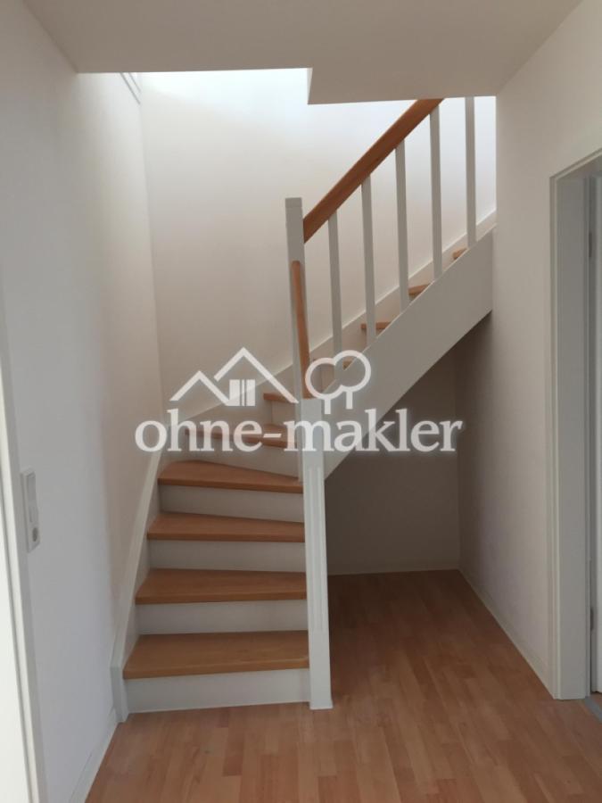 DG Re Maisonette Treppe
