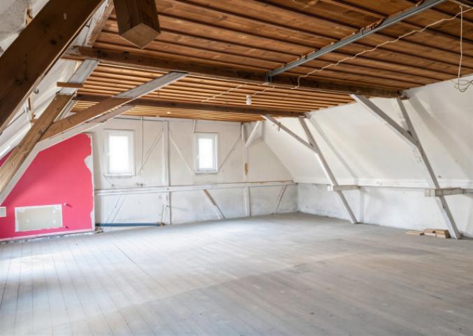 1. OG Studio Zugang über Nebengebäude
