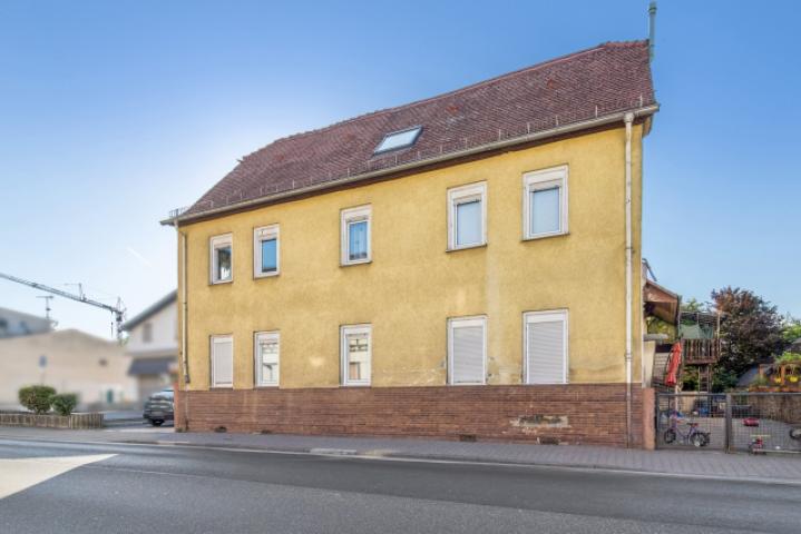 Straßenansicht