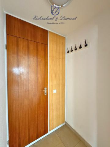 Garderobe OG