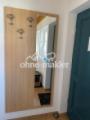 Eingangstür und Garderobe