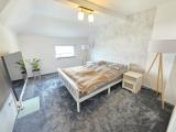 Schlafzimmer - DG