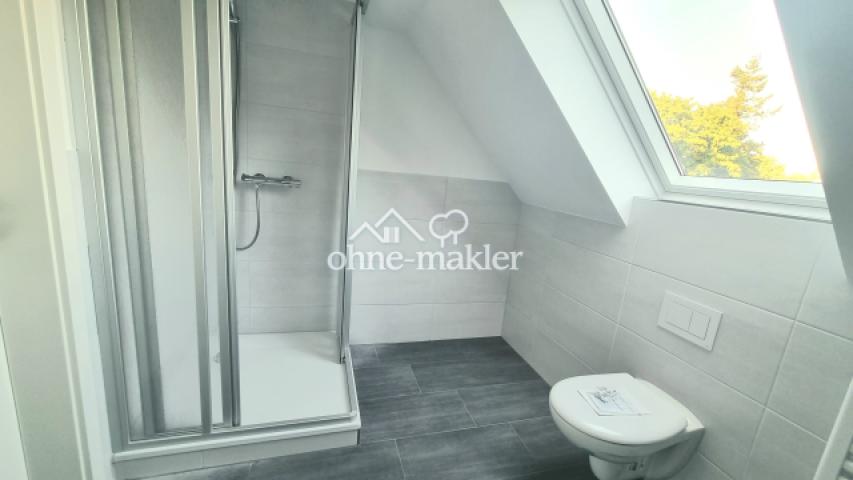 Neues Duschbad im OG