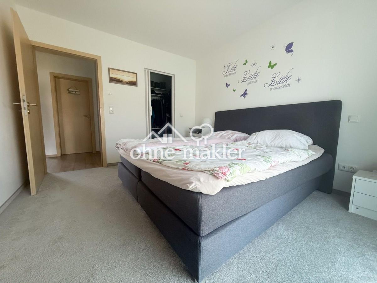 Schlafzimmer Eltern