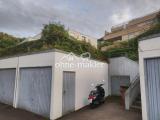 Garage mit Seiteneingangstüre