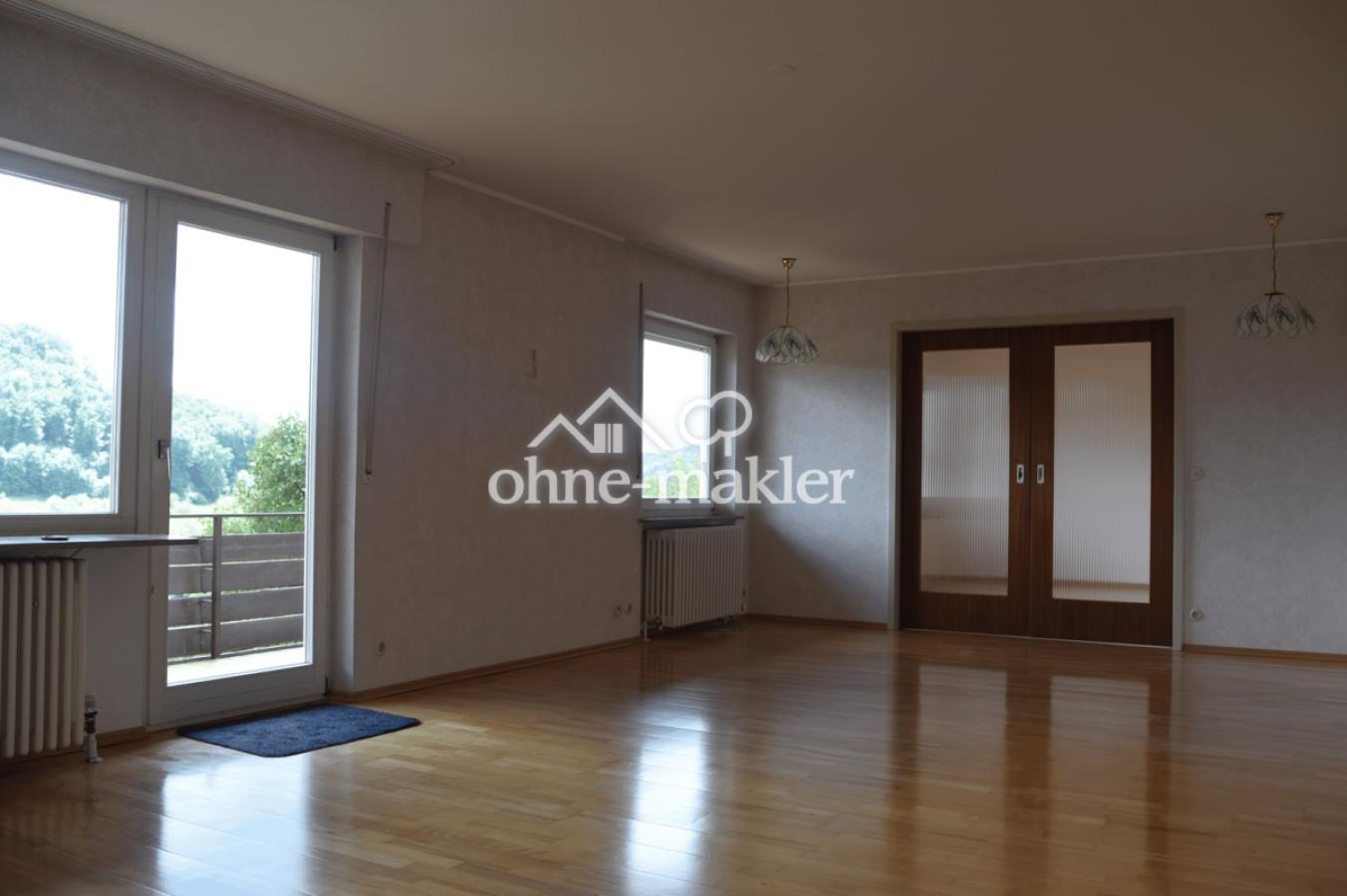 Wohnzimmer im EG
