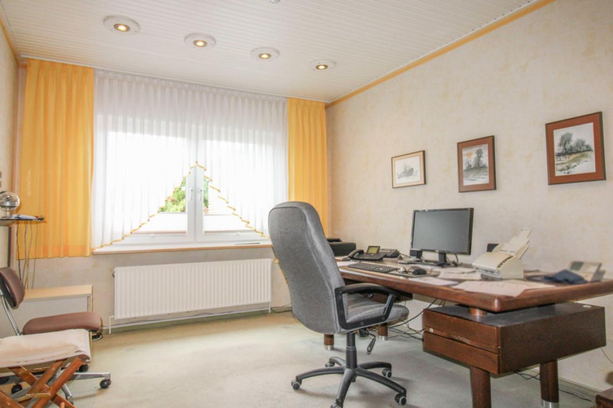 Büro