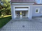 Garage mit Durchgang zum Garte