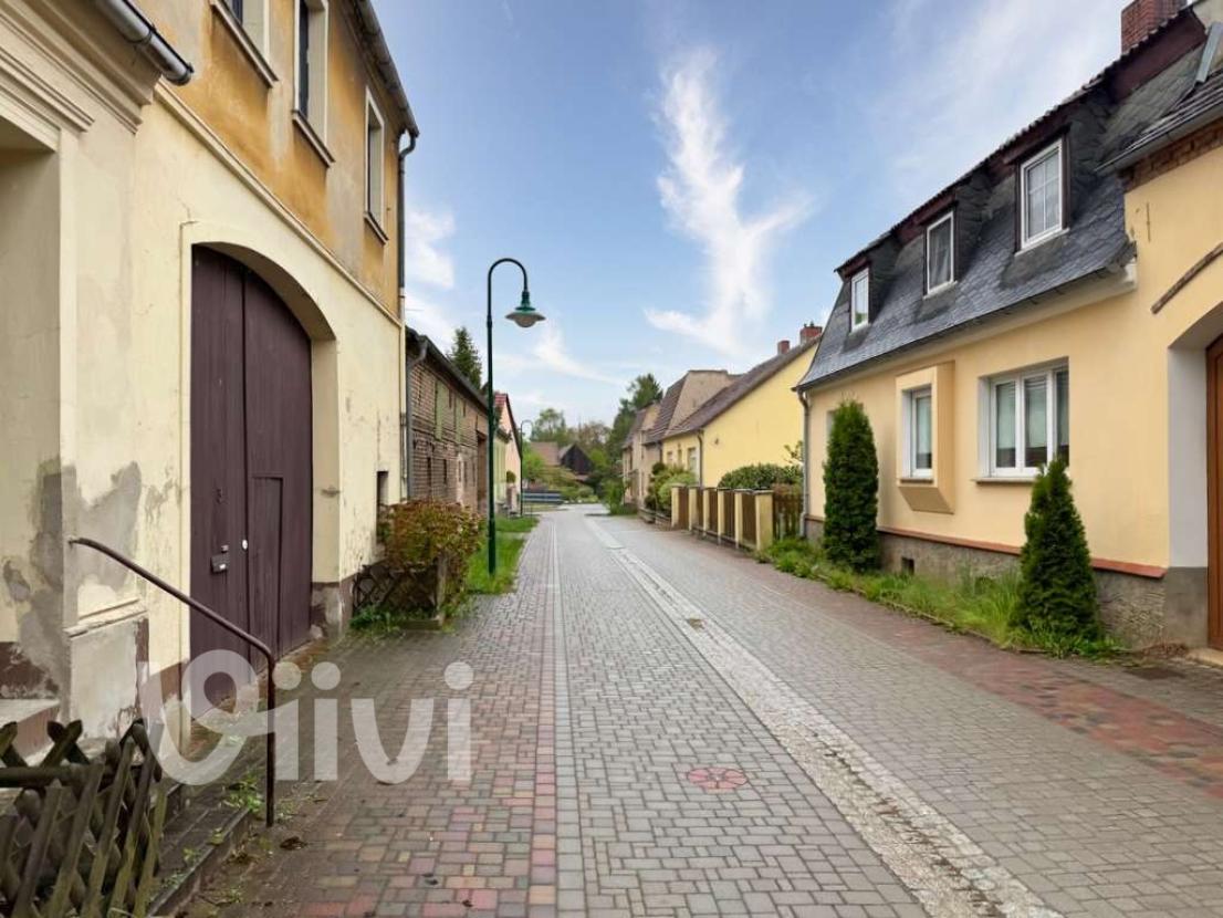 Straßenansicht