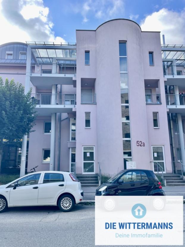 Vor dem Haus