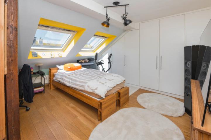 Schlafzimmer 1
