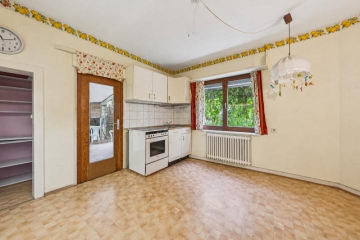 Küche mit Gartenzugang