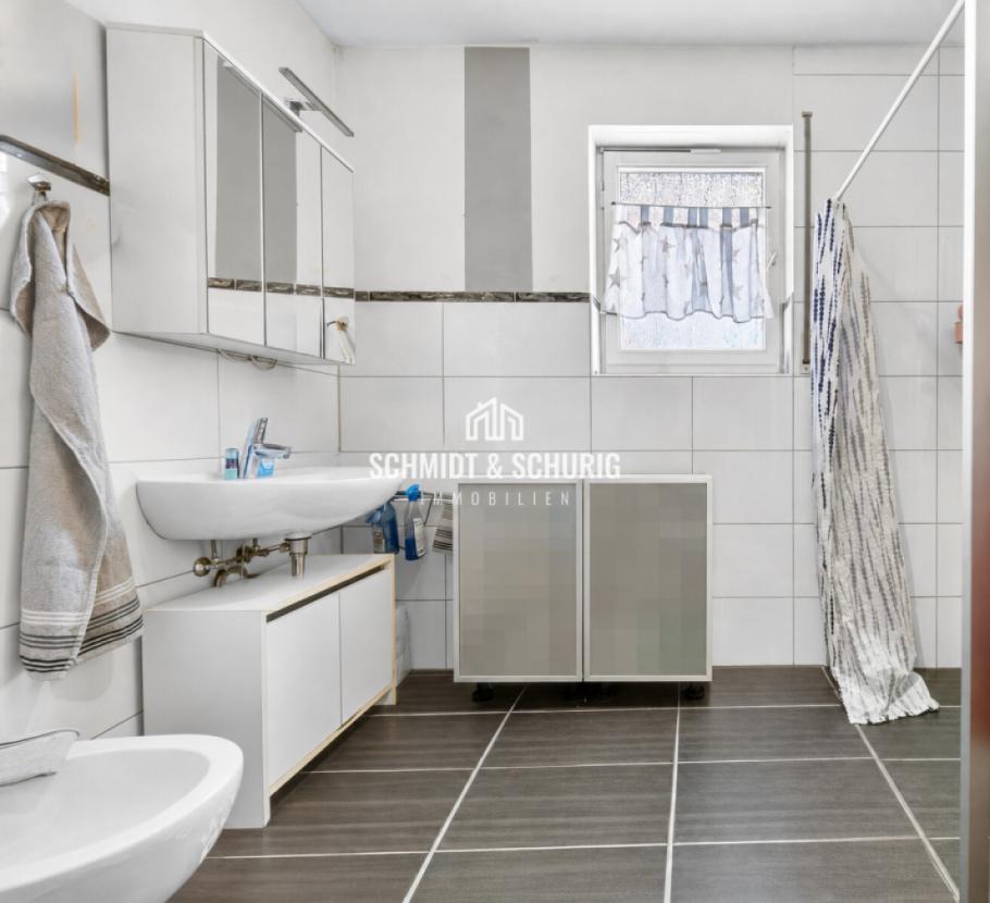Badezimmer / Erdgeschoss - Vorderhaus