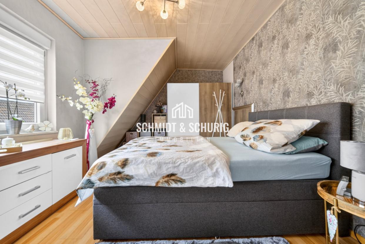 Schlafzimmer / 1. Obergeschoss - Vorderhaus