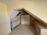 Ankleidraum im Schlafzimmer DG
