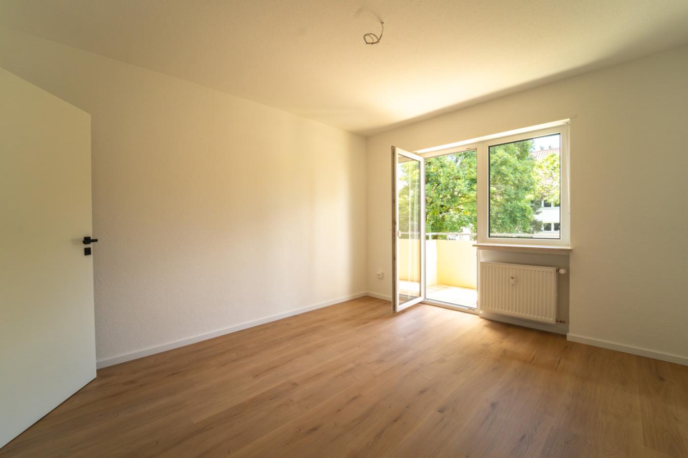 Schlafzimmer 1 m. Balkon