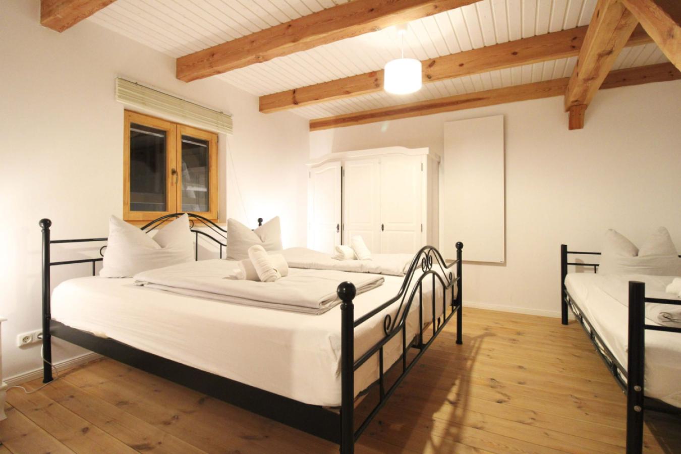 Schlafzimmer Wohnung 2 OG