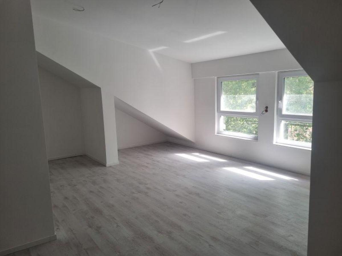 Beispiel Wohnung DG Raum