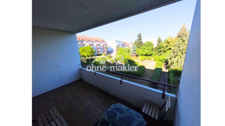 überdachter Balkon