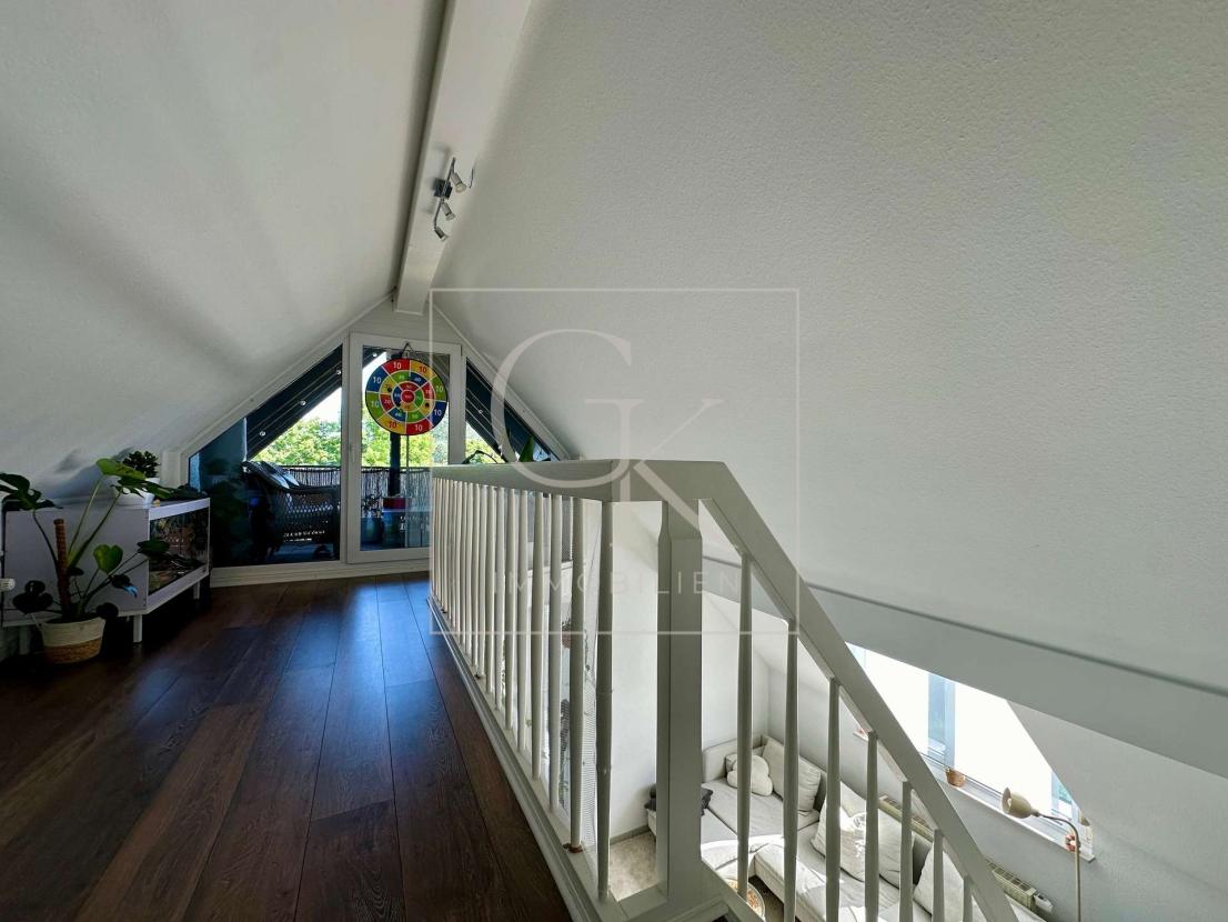 Loft mit Loggia DG-WHG