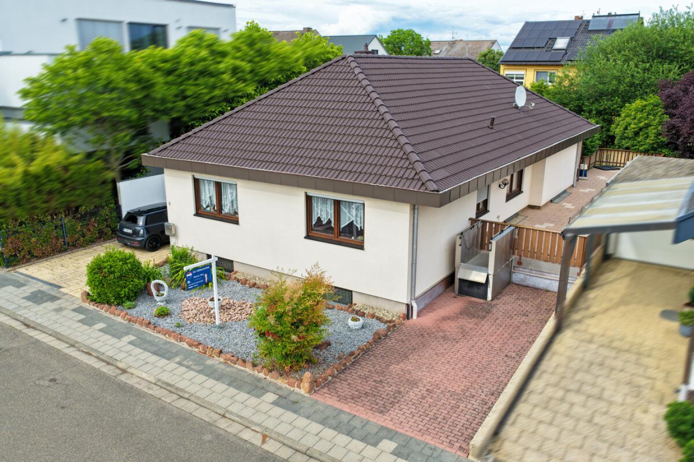 Bungalow Außenansicht
