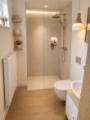 WC mit Dusche - Beispiel