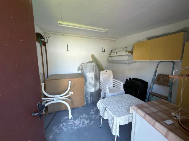 Abstellraum hinter Garage